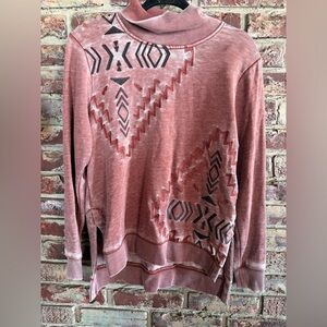 Sold- Similar Items in Closet! 
Ariat Aztec Western Pullover Sweatshirt NWOT